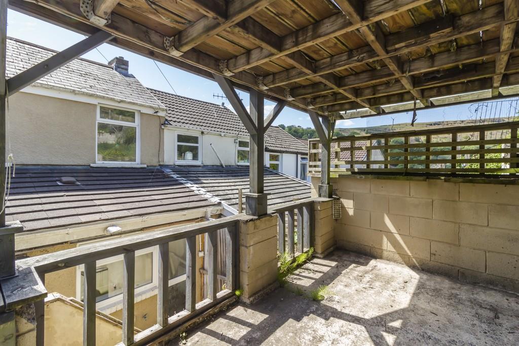 house - terraced for sale bedw road