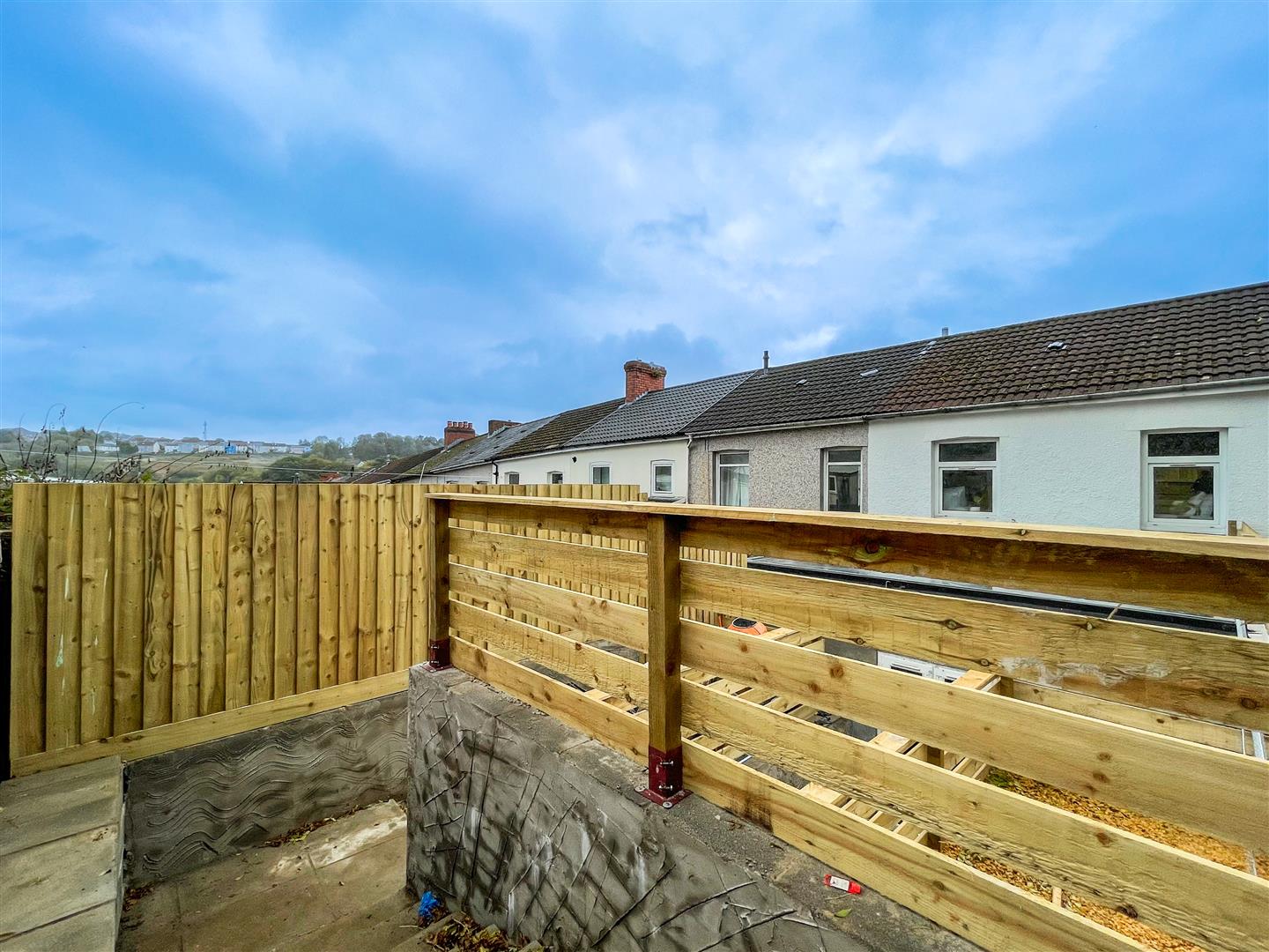 house - end terrace for sale sunny bank