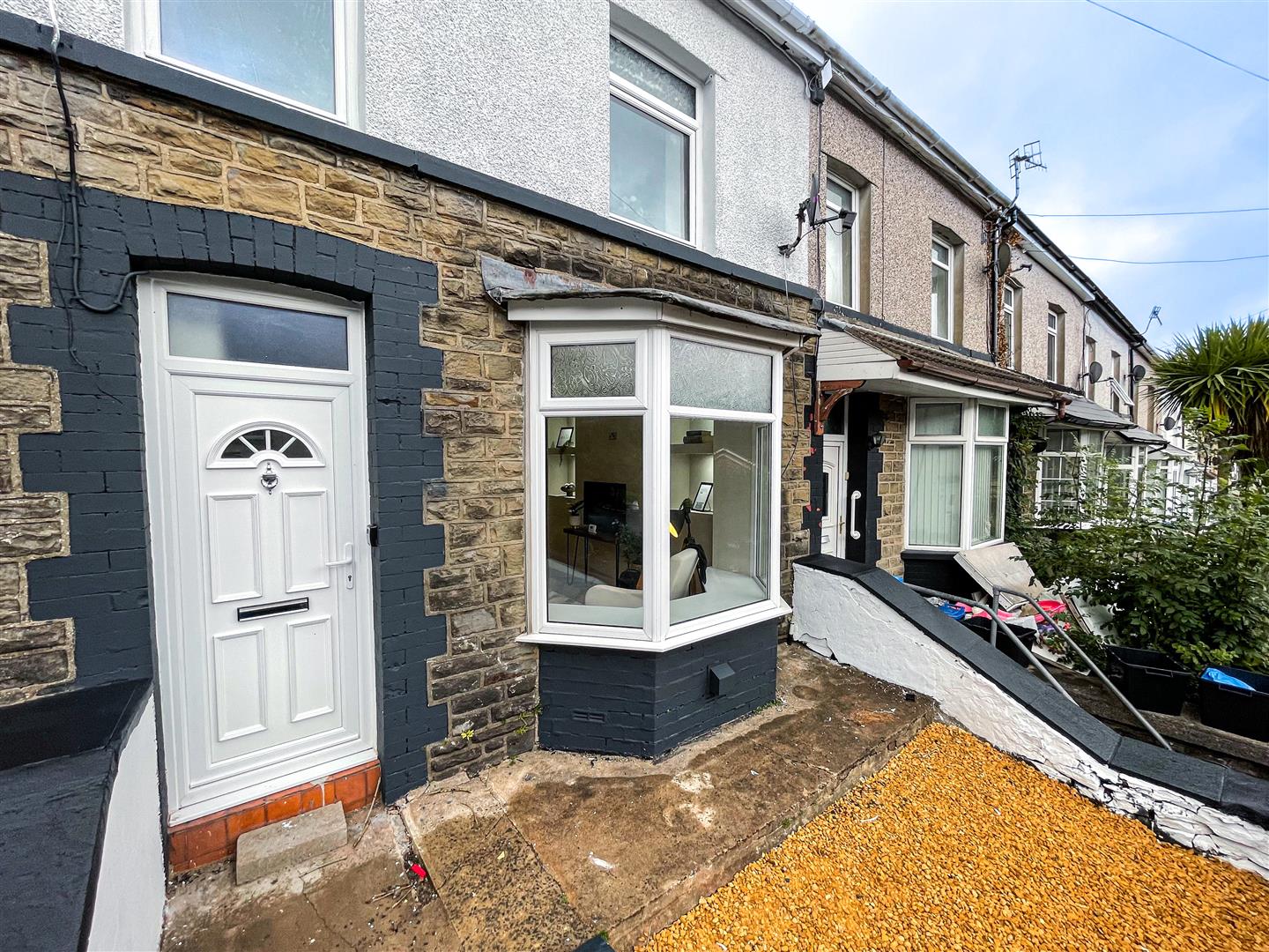 house - end terrace for sale sunny bank