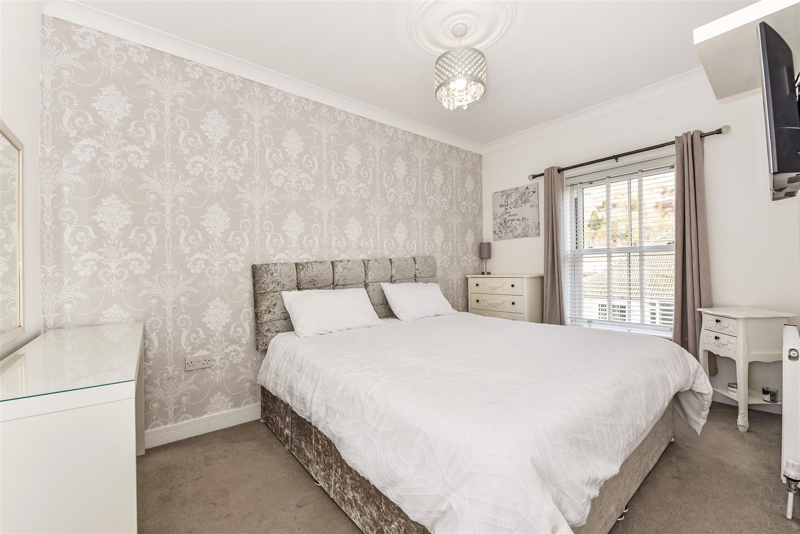 house - terraced for sale barry road