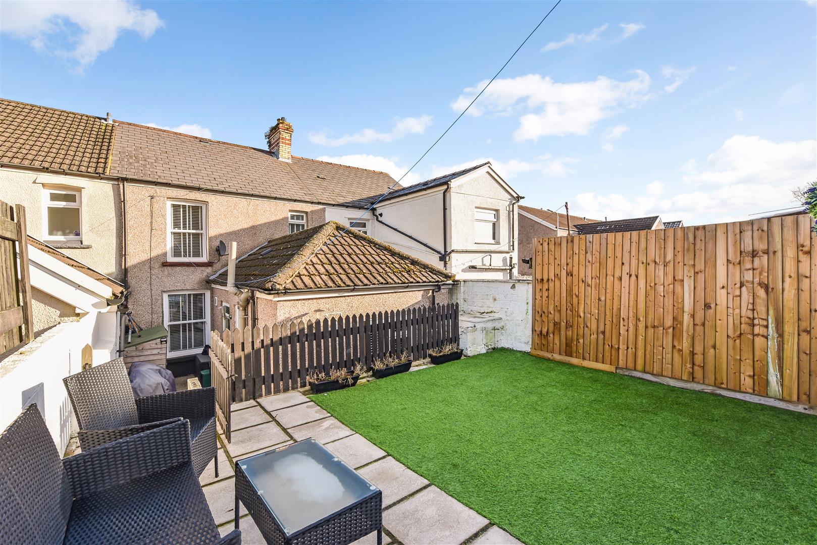 house - terraced for sale barry road