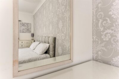 house - terraced for sale barry road