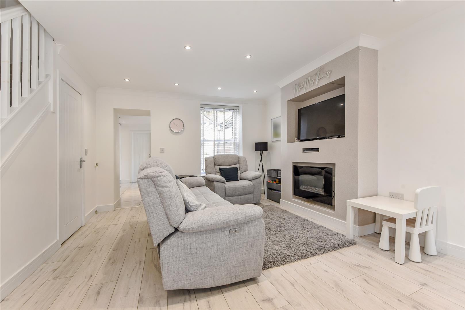 house - terraced for sale barry road