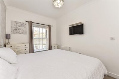 house - terraced for sale barry road