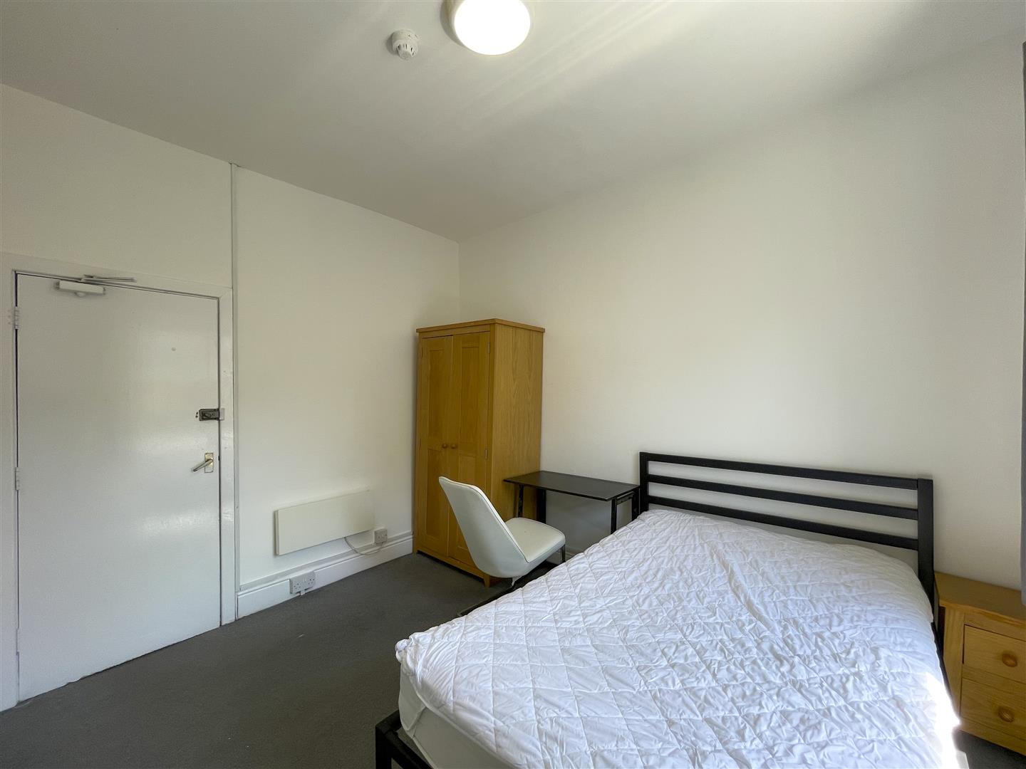 flat for sale wood road