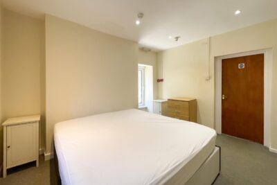 flat for sale wood road