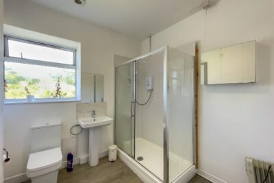 flat for sale wood road