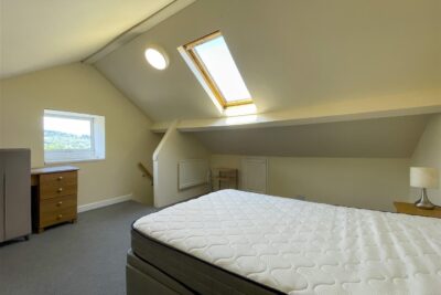 flat for sale wood road