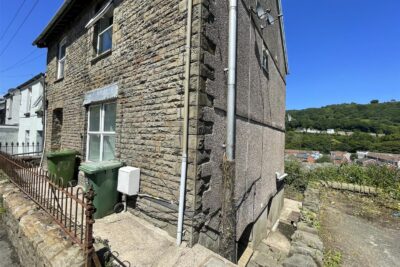 flat for sale wood road