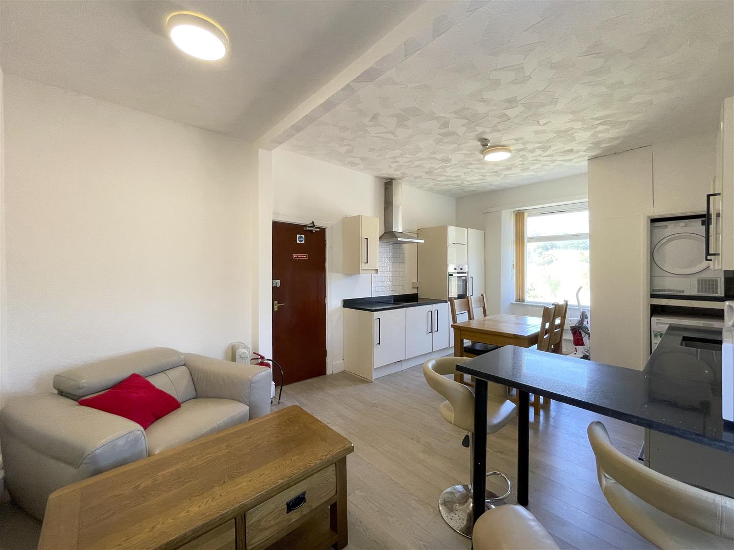flat for sale wood road