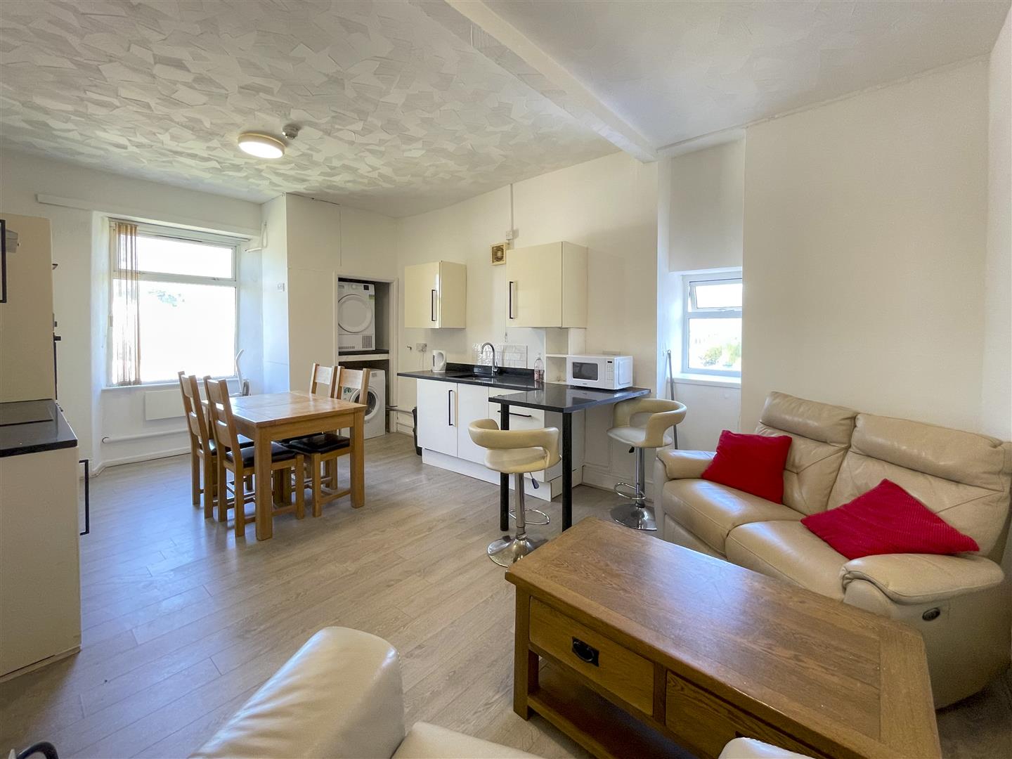 flat for sale wood road