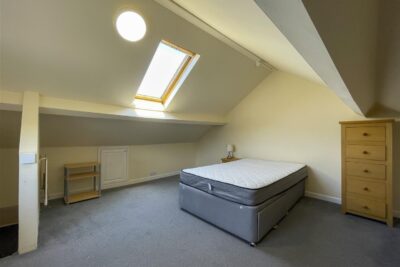 flat for sale wood road