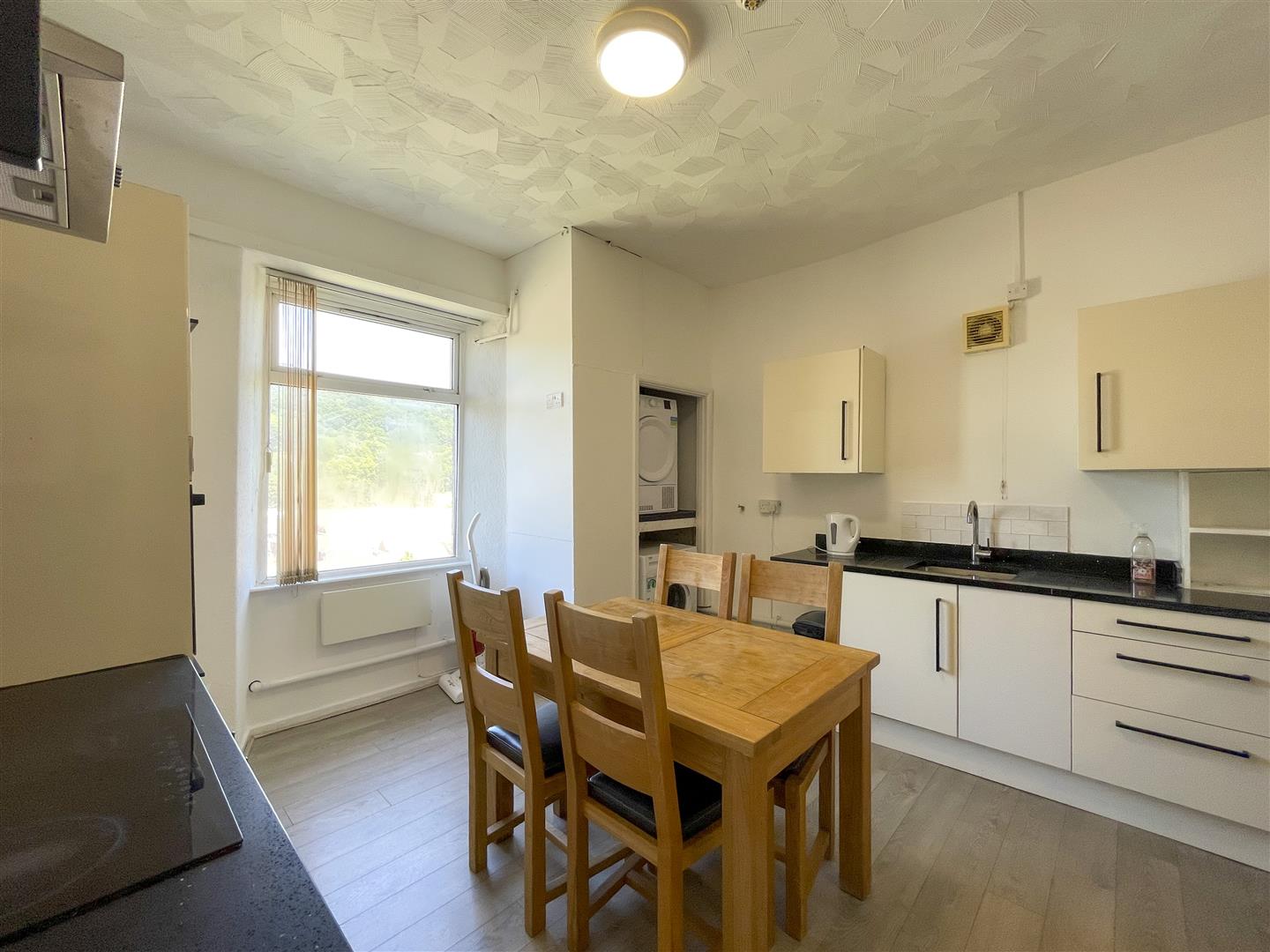 flat for sale wood road