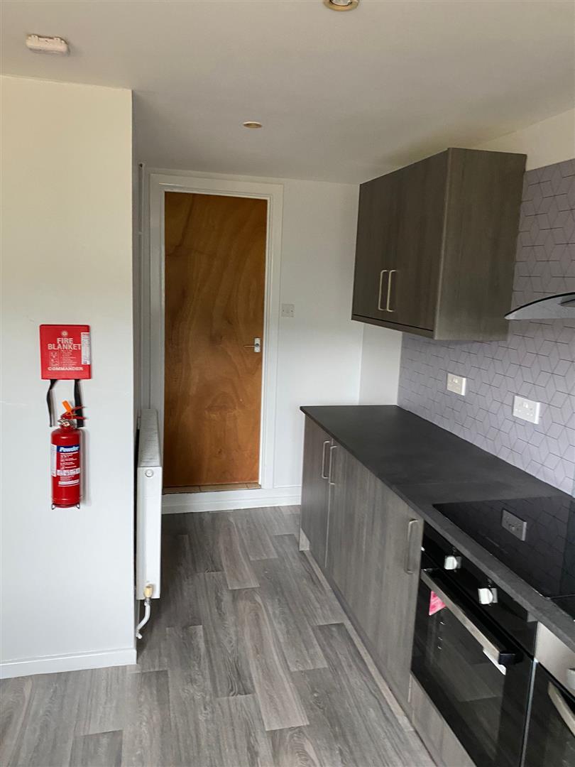 house - end terrace for sale wood road