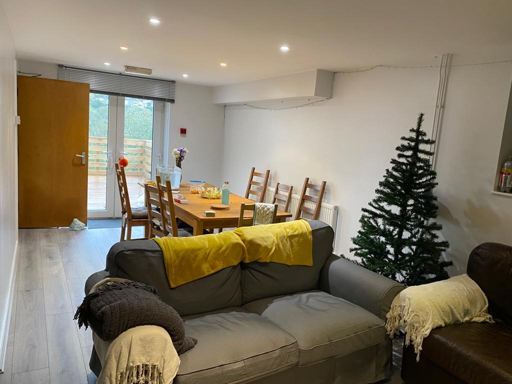 house - end terrace for sale wood road