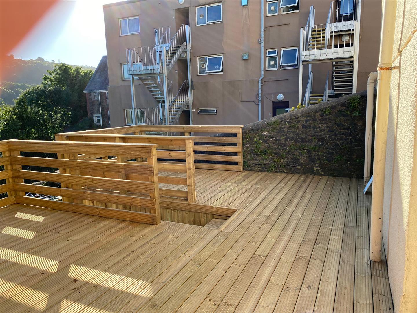 house - end terrace for sale wood road