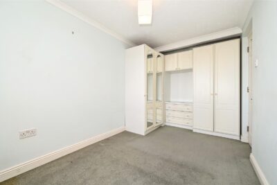 apartment for sale alexandra court