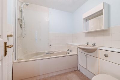 apartment for sale alexandra court