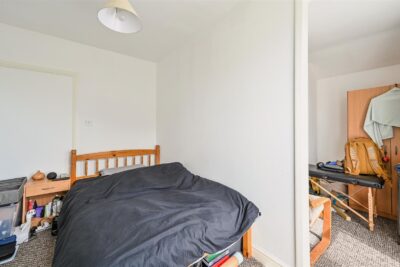 house - end terrace for sale wood road