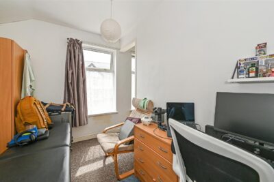 house - end terrace for sale wood road