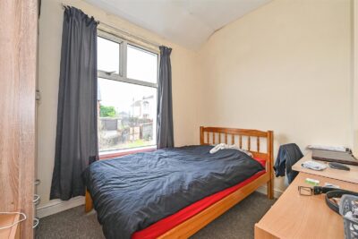 house - end terrace for sale wood road