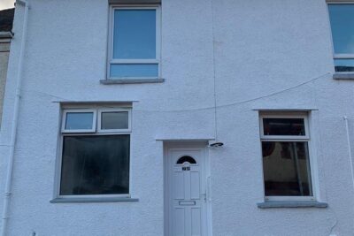 house - terraced for sale park street