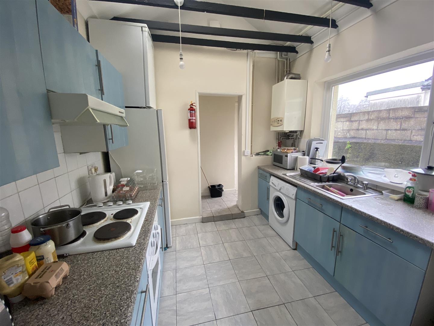 house - terraced for rent meadow street