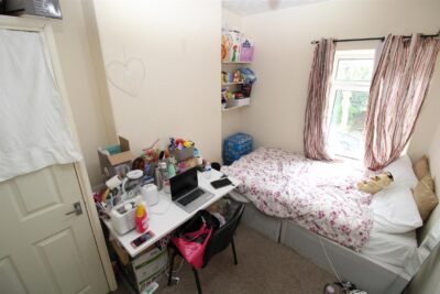 room for rent broadway