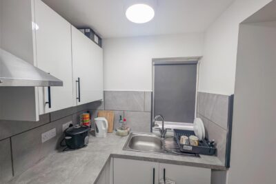 flat for sale wood road