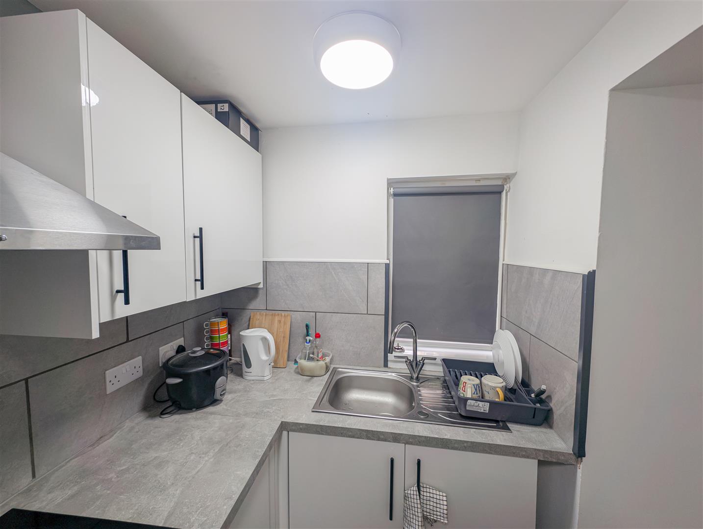 flat for sale wood road