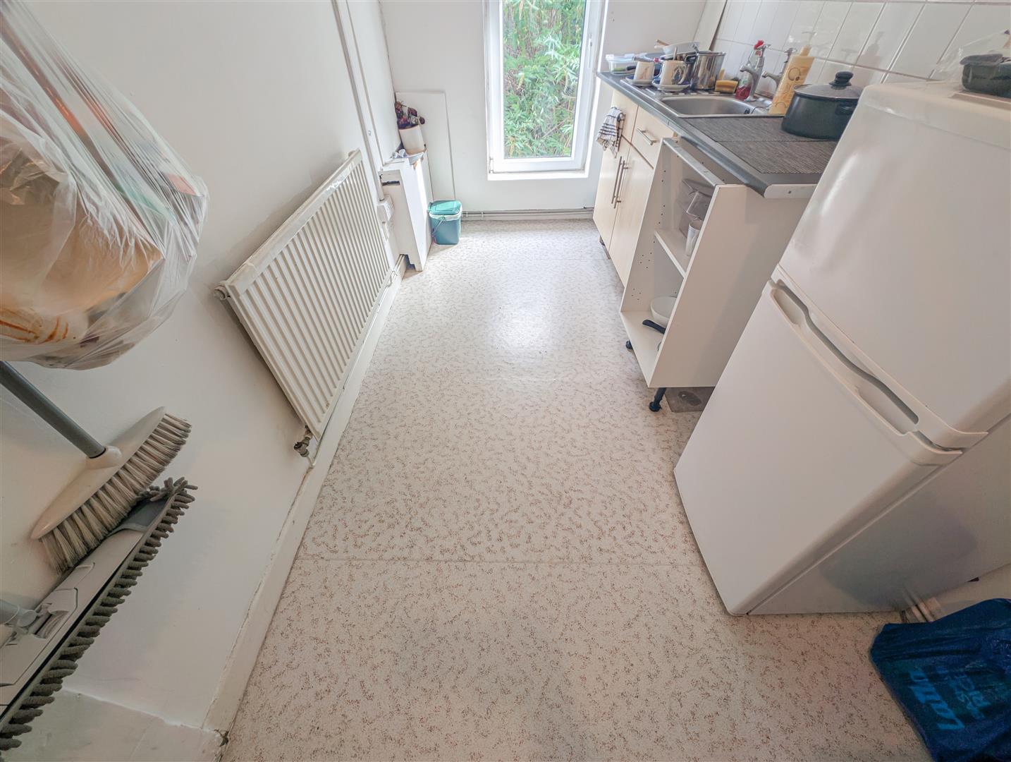 flat for sale wood road