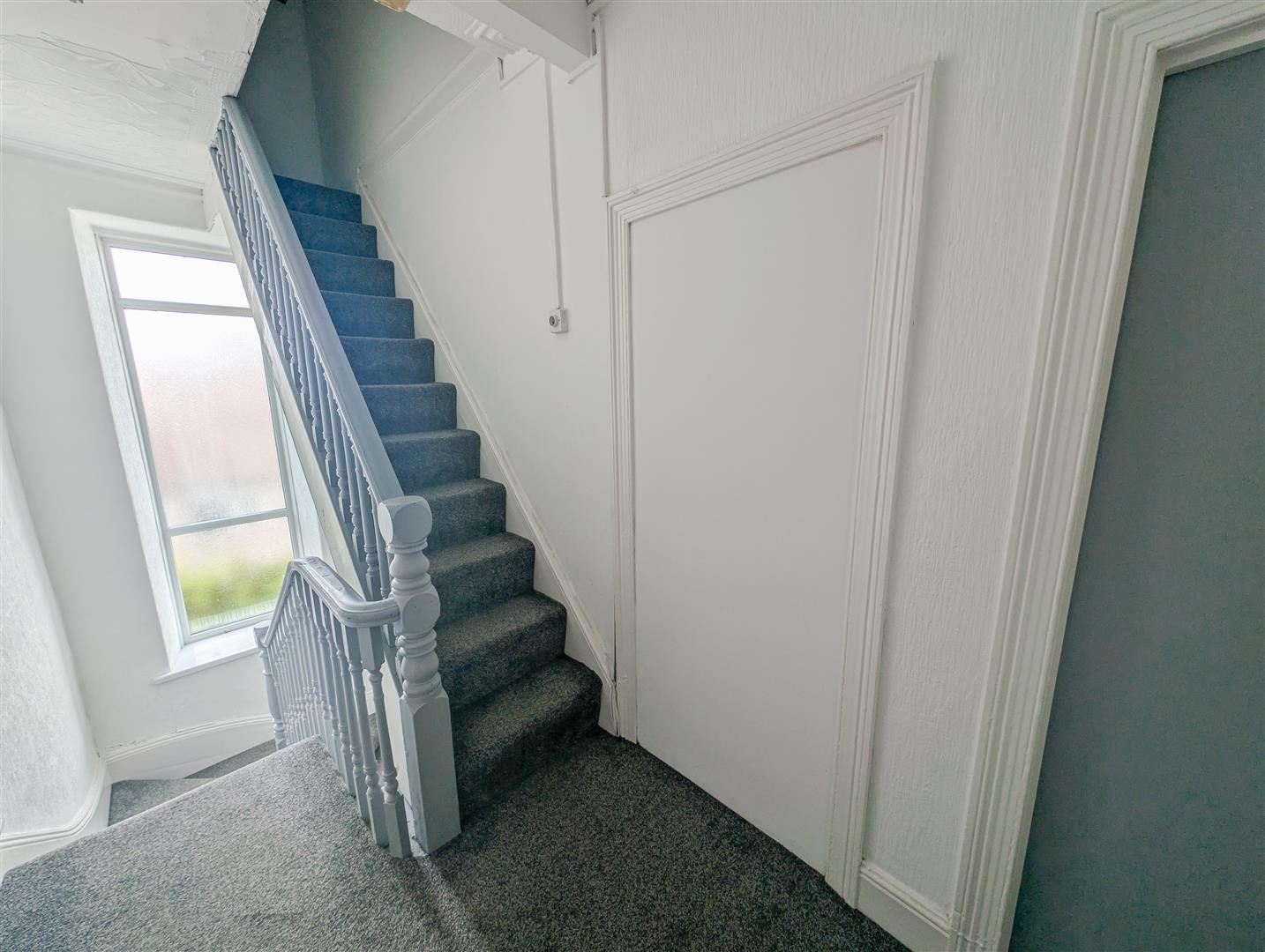 flat for sale wood road