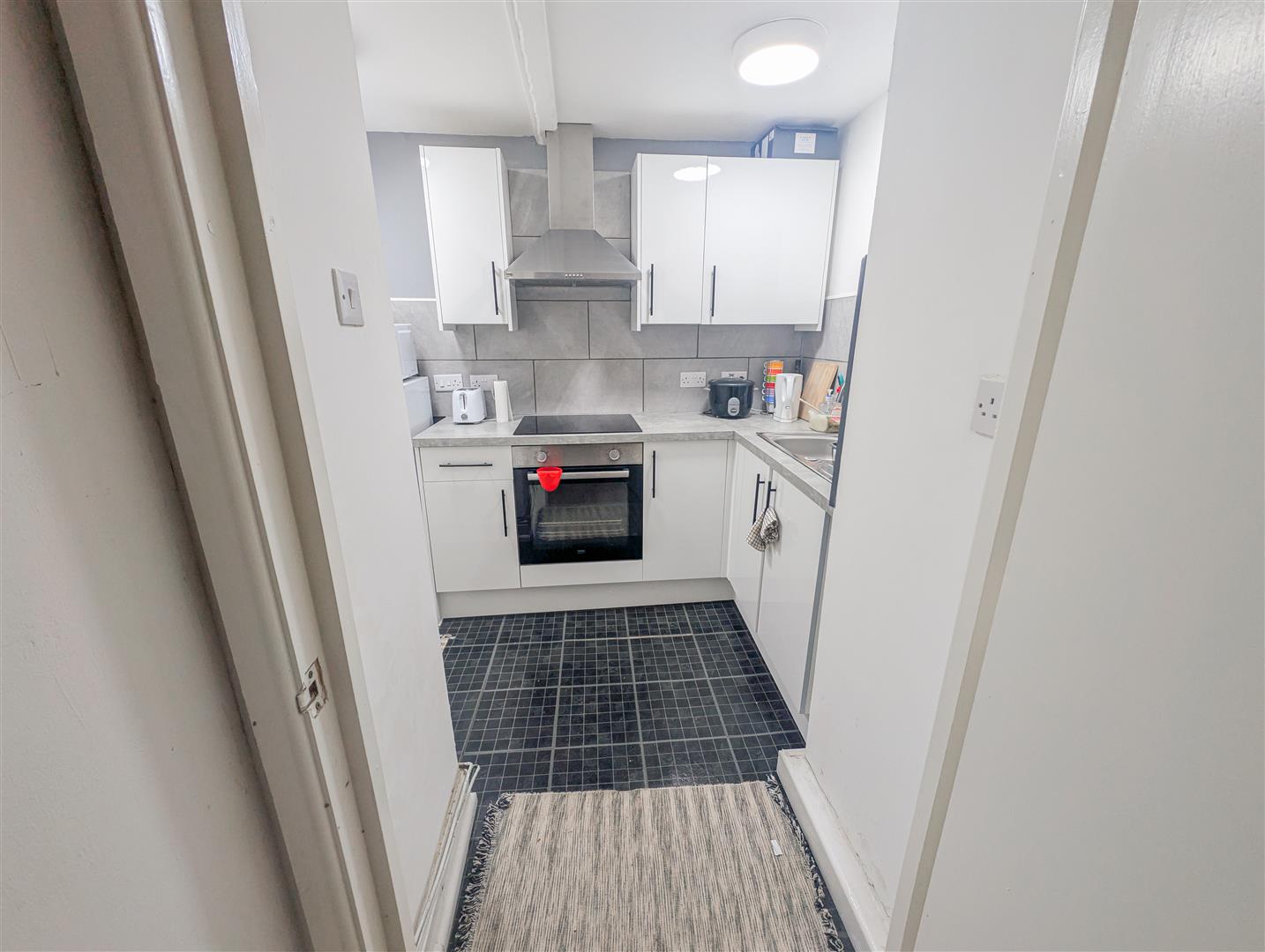 flat for sale wood road