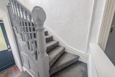 flat for sale wood road