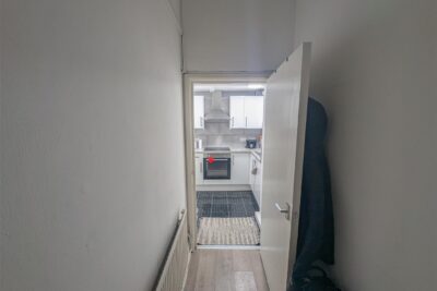 flat for sale wood road