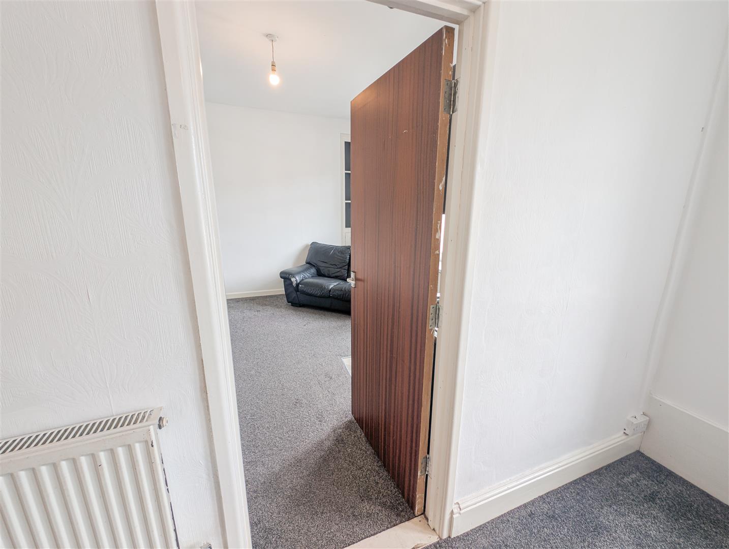 flat for sale wood road