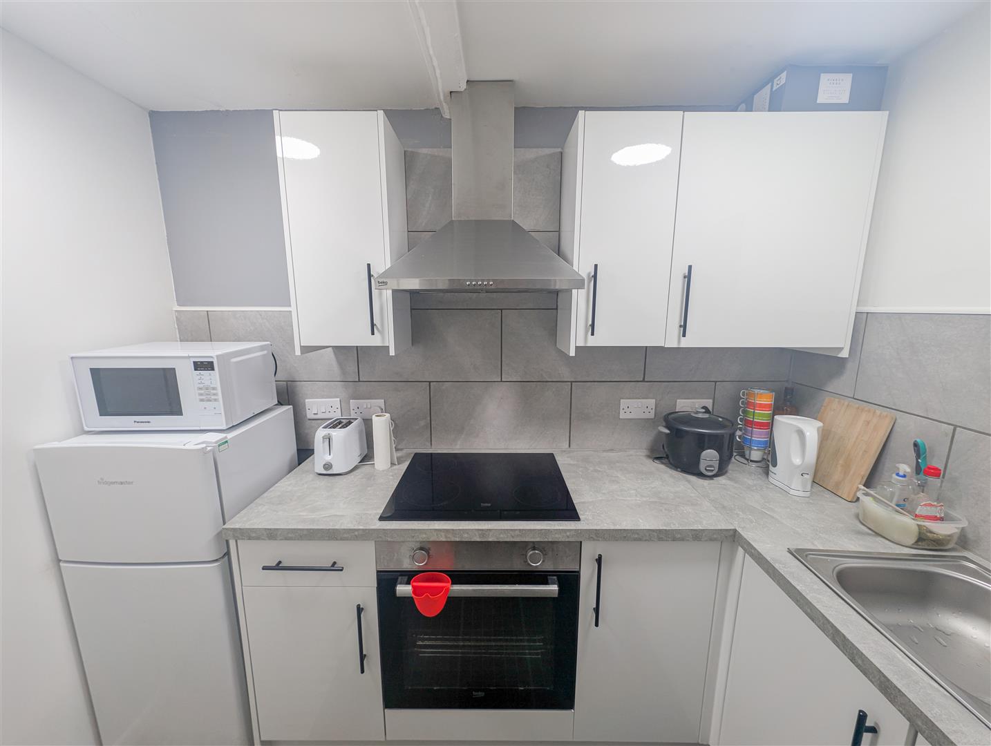 flat for sale wood road