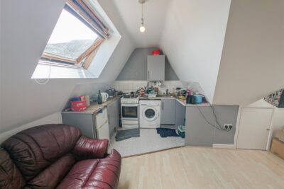 flat for sale wood road