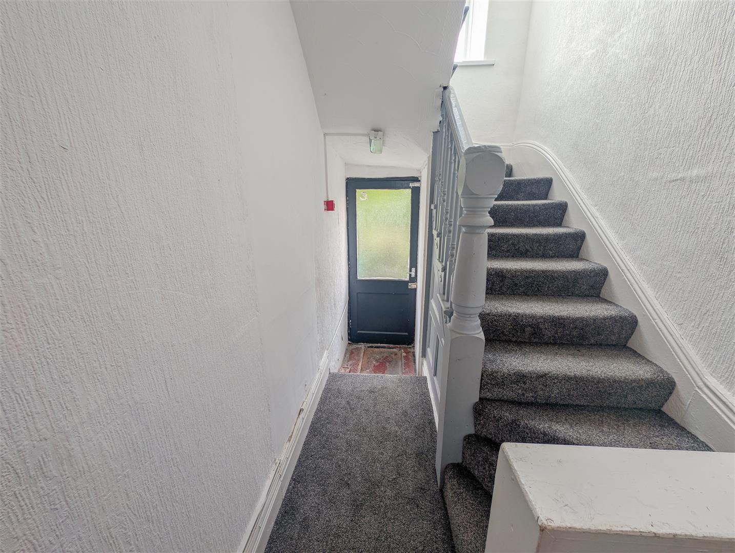 flat for sale wood road