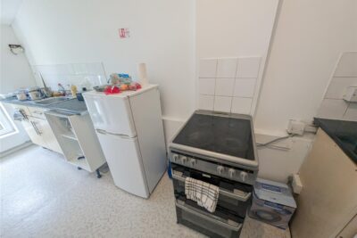 flat for sale wood road