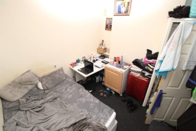 room for rent broadway