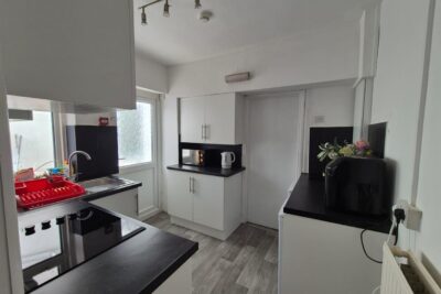 room for rent queen street