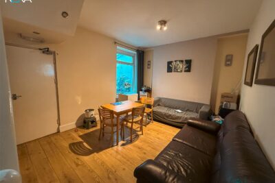 room for rent queen street