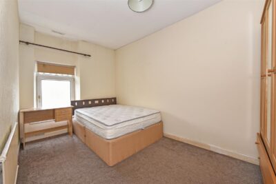 room for rent meadow street