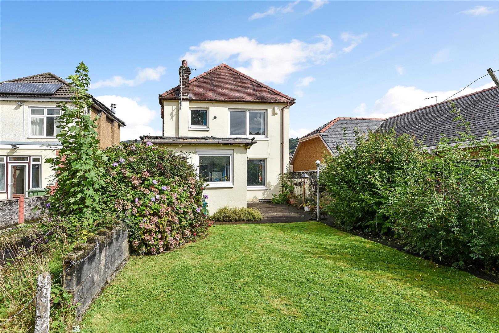 house - detached for sale cardiff road