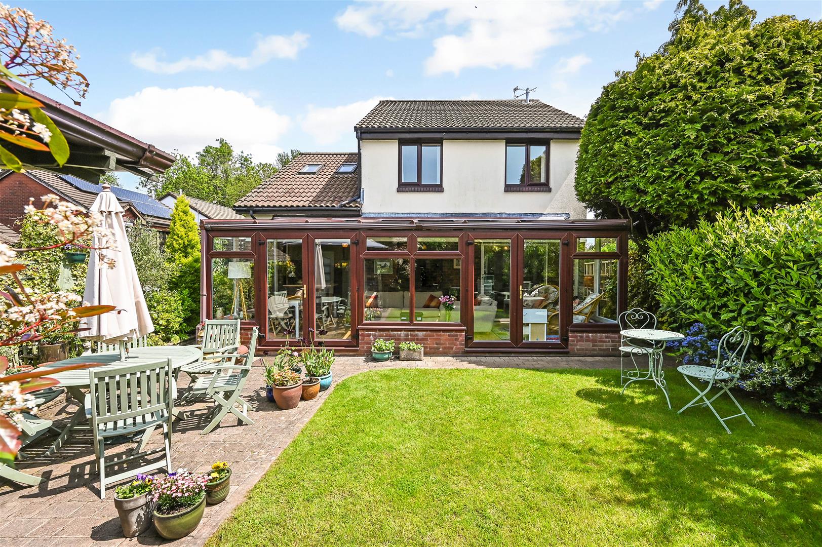 house for sale apollo close