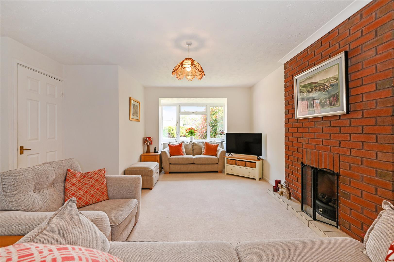 house for sale apollo close