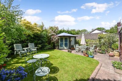 house for sale apollo close