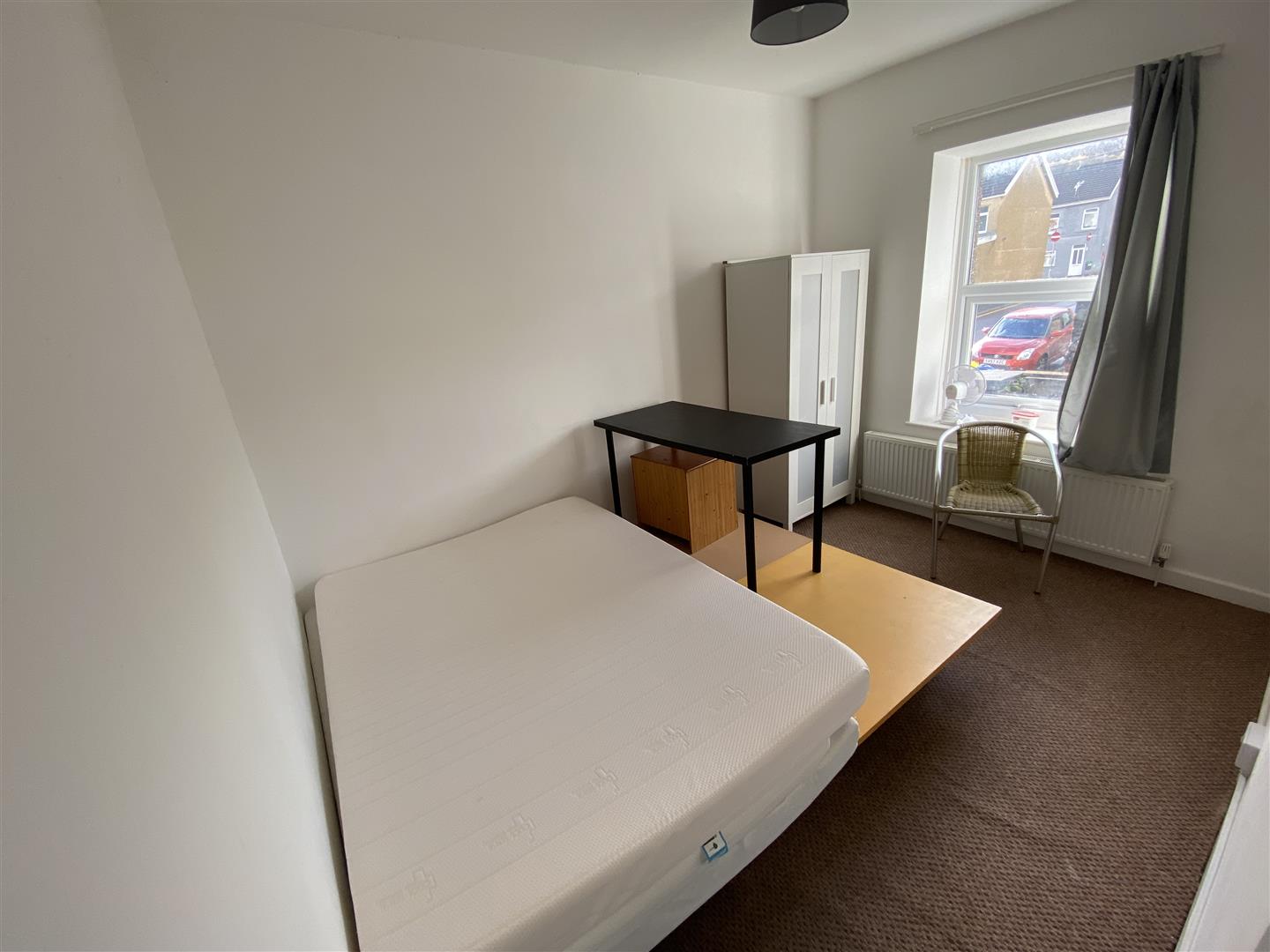 room for rent old park terrace