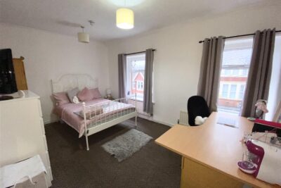 room for rent gwyn street